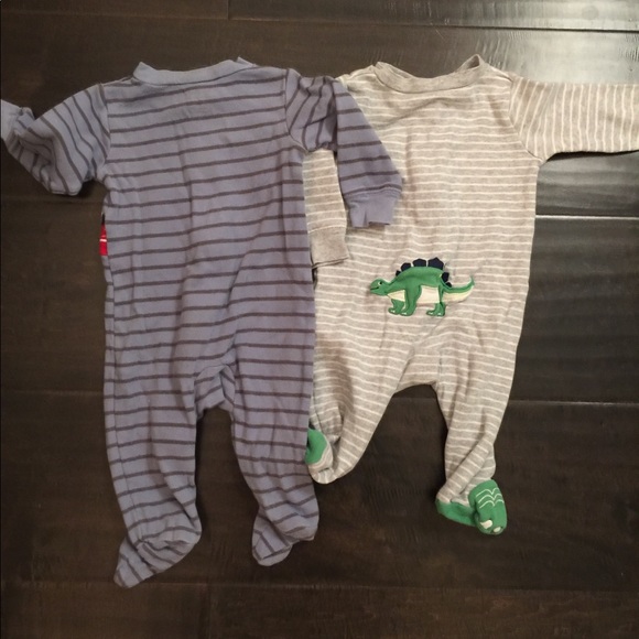 Lot of 6 Carter’s Pyjamas (Footed Onesies) - Picture 5 of 7